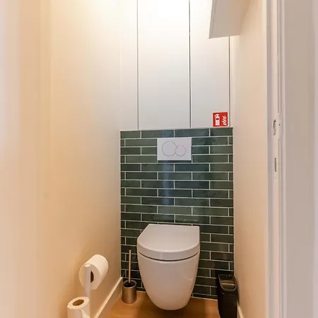 Huswell - With Sea View In Apartment *