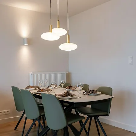 Huswell - With Sea View In * De Panne